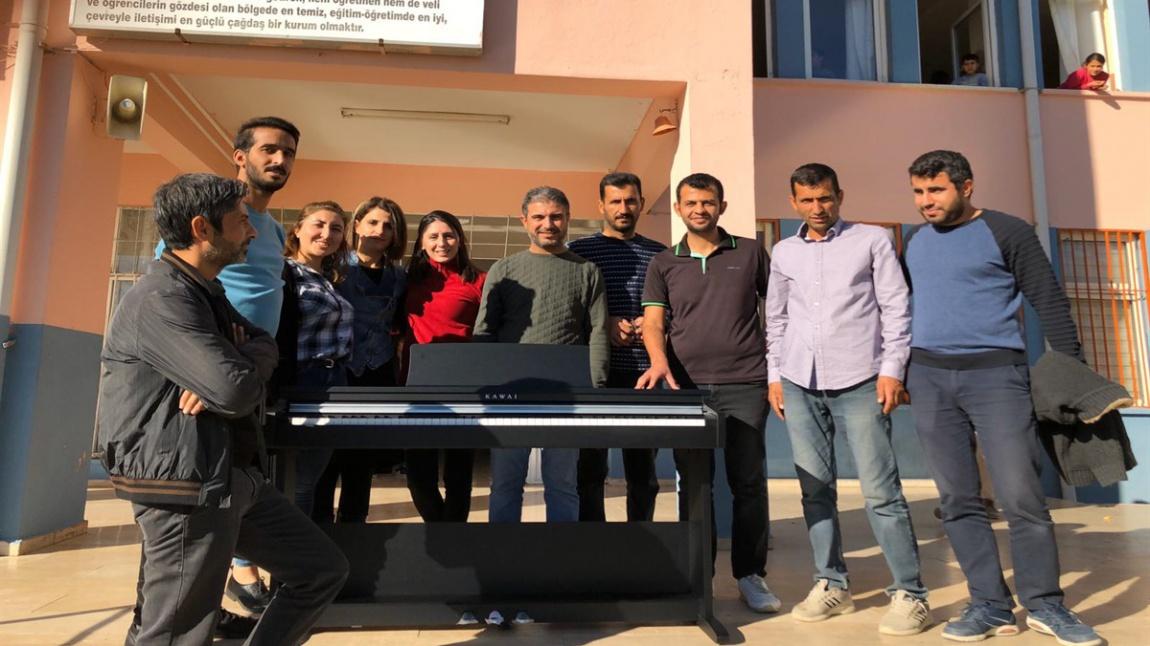 Diyarbakır / Lice'ye Piyano Bağışı
